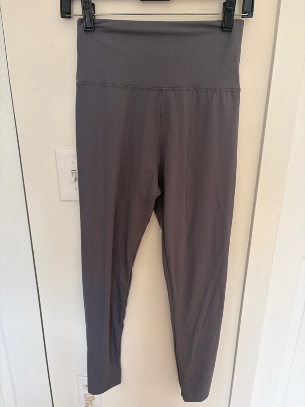 High-Waist Gray Active Leggings